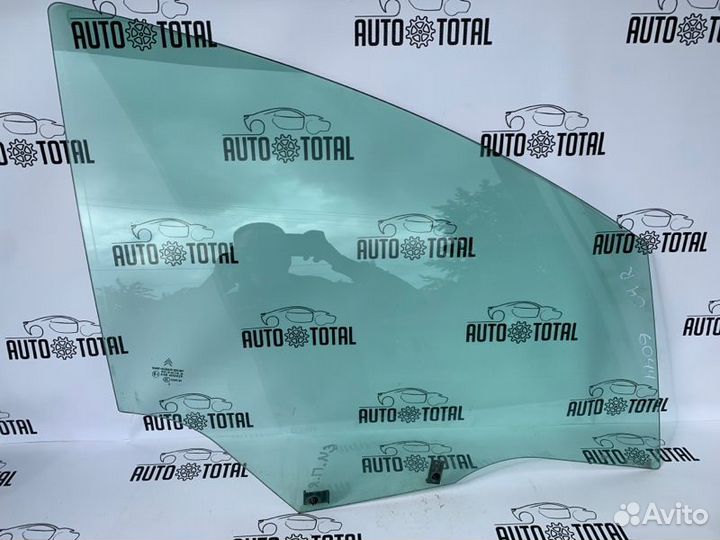 Стекло двери переднее правое Citroen C4 2011