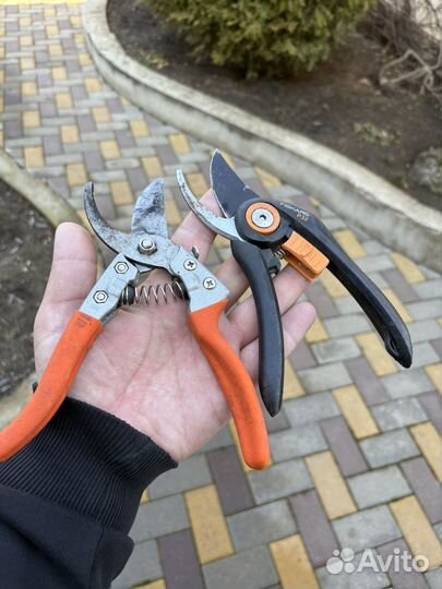 Секатор садовый