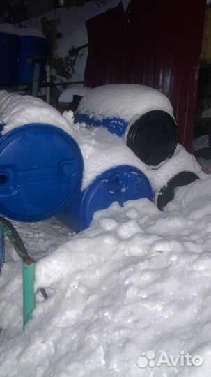 Бочка пластиковая 227 бу