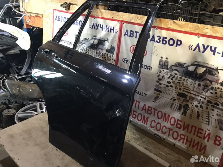 Задняя правая дверь BMW X5M