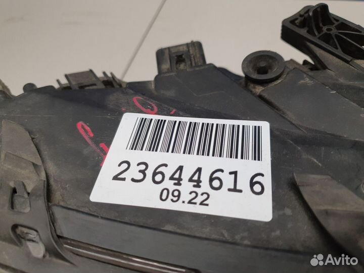 Фара правая Volvo S80 2006-2016