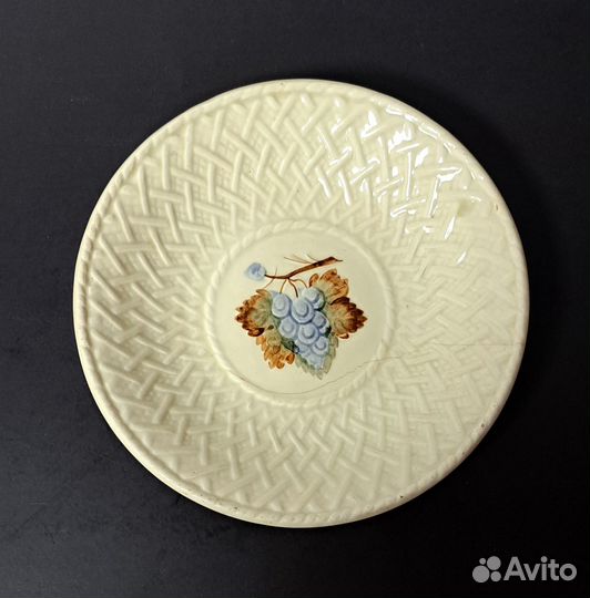 Тарелка Рельефная Ягоды зик Конаково СССР