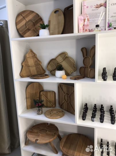 Винные столики, менажницы, разделочные доски