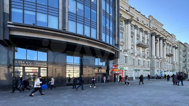 Ритейл на Зубовском бульваре, 13