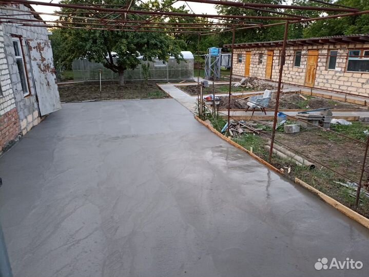 Бетонирование дворов и фундамента