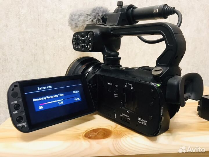 Видеокамера Canon XA-10