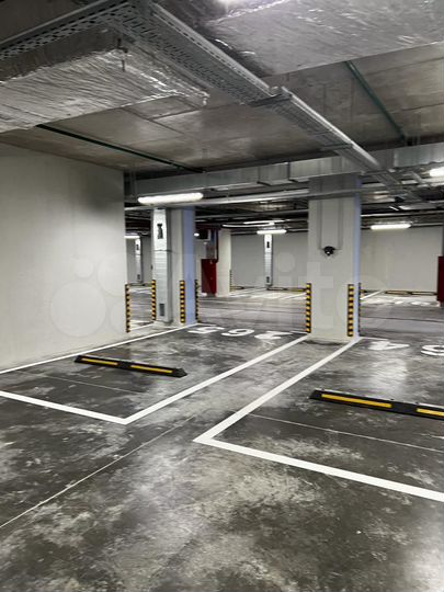 Машиноместо, 14 м²