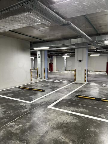 Машиноместо, 14 м²