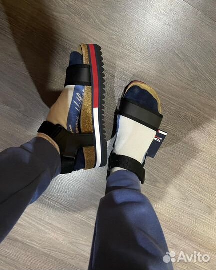 Tommy hilfiger сандалии