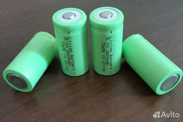 Зарядное устройство и аккумуляторы cr123a