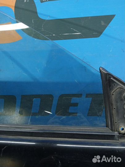 Стекло двери переднее правое Subaru Legacy B11