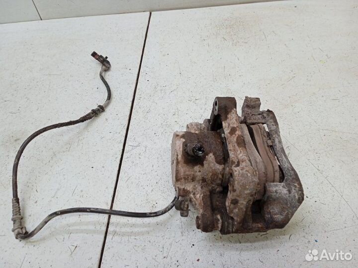 Суппорт передний левый Mercedes-Benz C-Class W202