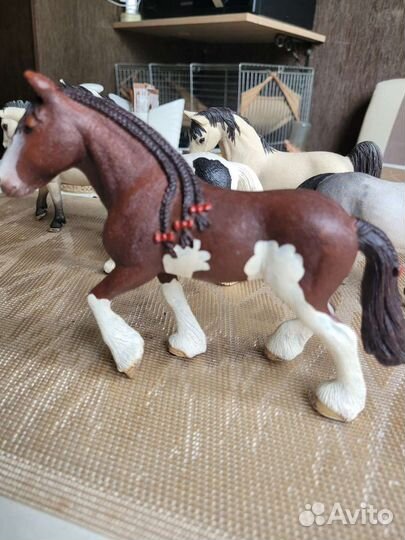 Фигурки лошадей schleich
