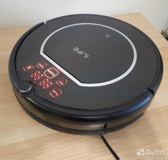 Робот пылесос 