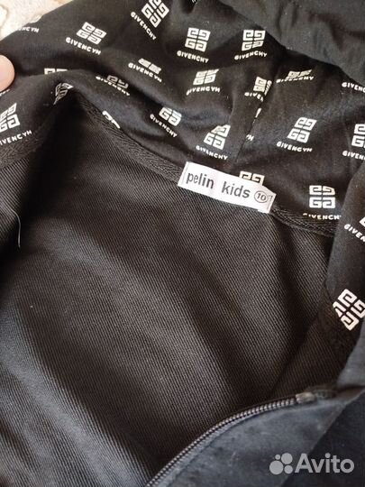 Толстовка на молнии