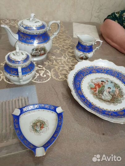 Набор из сервиза 