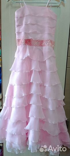 Платье праздничное
