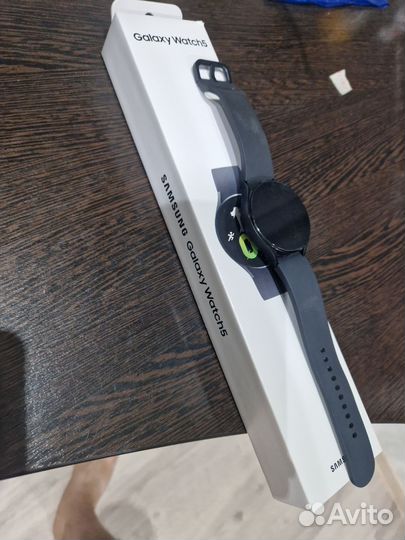 Samsung galaxy watch5 44mm