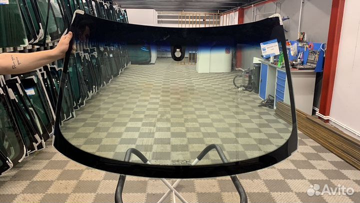 Лобовое стекло Лада Приора с датчиком дождя