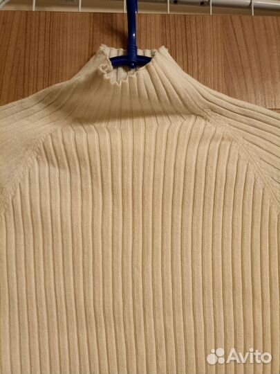 Водолазки р. 42 состояние новых