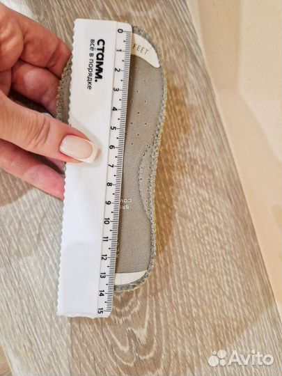 Кроссовки детские