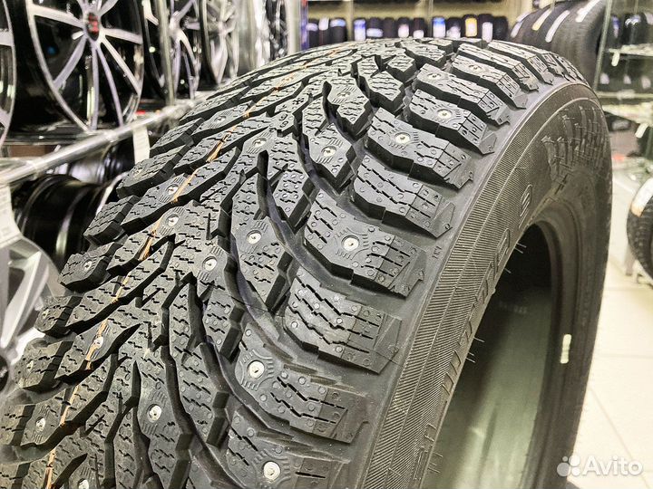 Nokian Tyres Hakkapeliitta 9 225/55 R17