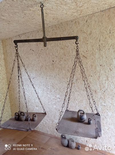 Весы старинные