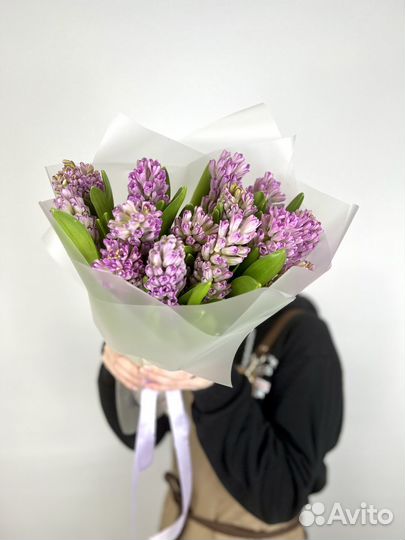 Букет из 15 Гиацинтов в матовой бумаге