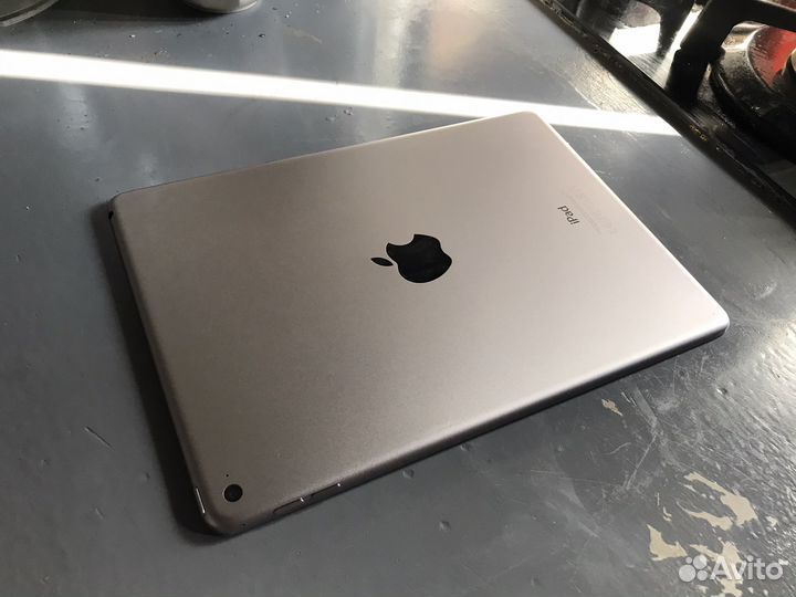 iPad air 2 16gb (аккумулятор 88%)