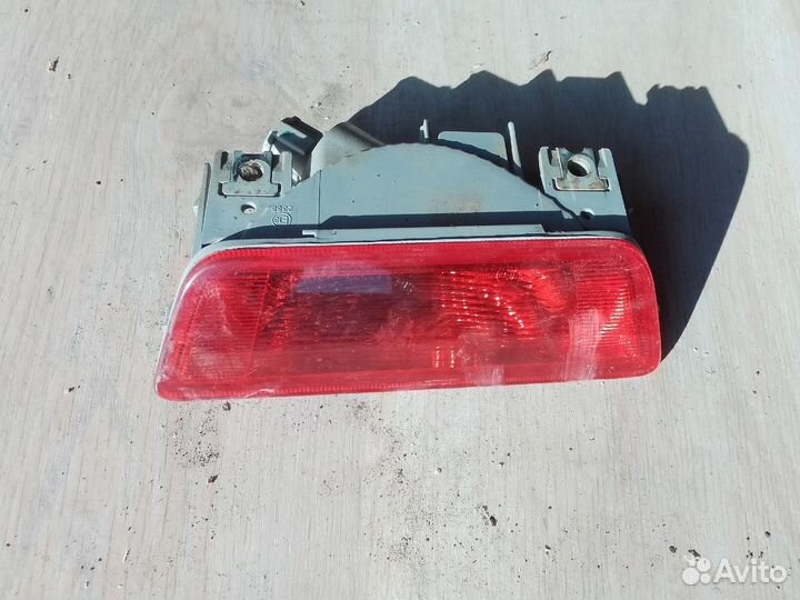 Фонарь в задний бампер Nissan X-Trail T31