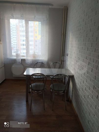 1-к. квартира, 42 м², 4/10 эт.