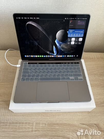 Macbook pro 13 2020 m1 8/512