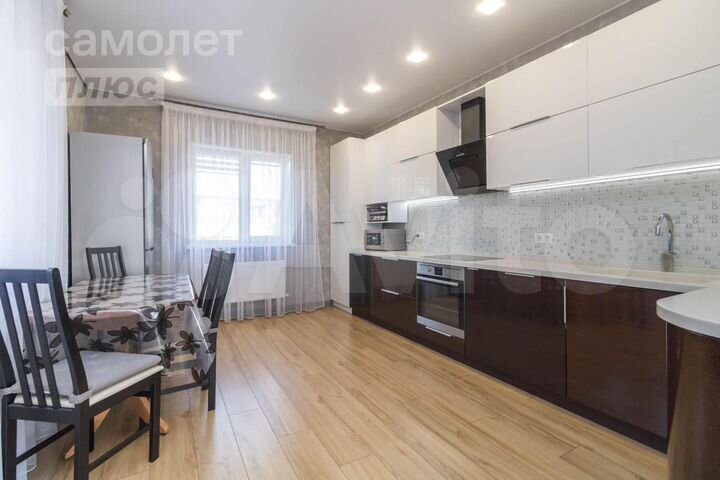 Дом 157,7 м² на участке 8,5 сот.