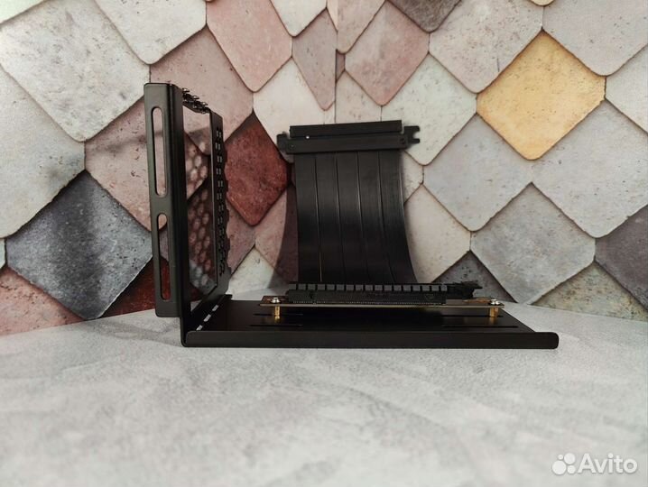 Райзер pcie 4.0 + кронштейн. Vertical gpu kit