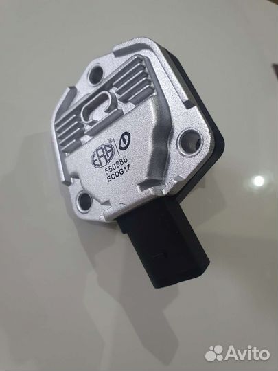 Датчик уровня масла audi/VW/skoda 550886