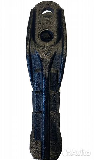 Зуб ковша центральный джисиби JCB 3CX,4CX