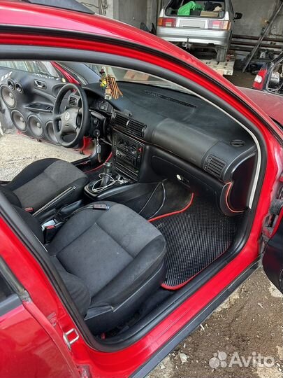 Volkswagen Passat 2.0 МТ, 2000, 300 000 км