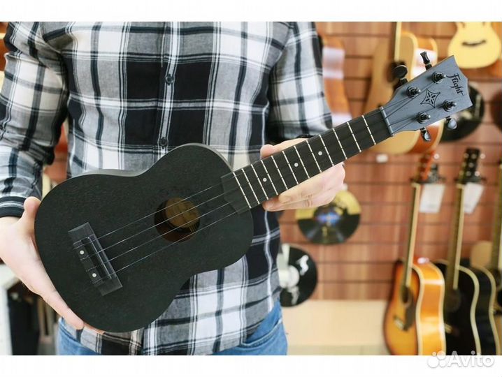 Flight NUS310 blackbird с чехлом укулеле сопрано