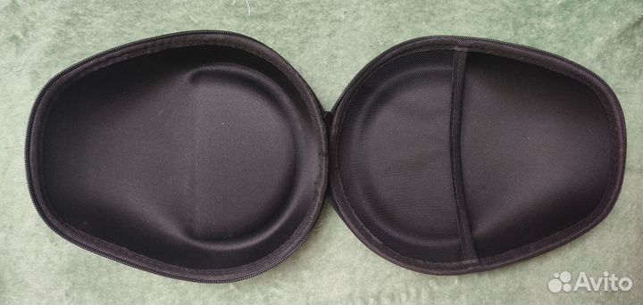 Футляр для полноразмерных наушников