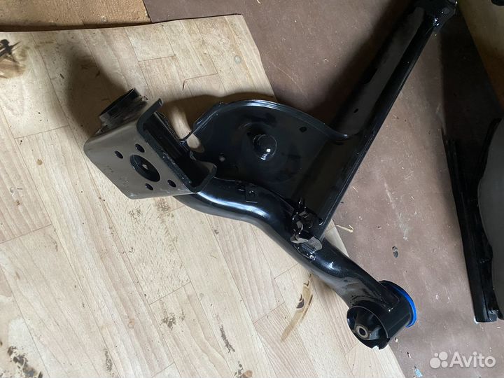 Балка задняя Рено Логан, Сандеро 2