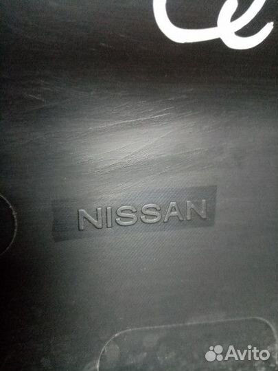 Молдинг задней правой двери Nissan Qashqai 2 (J11)