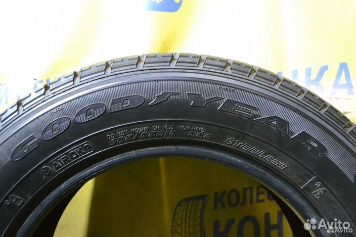 Goodyear Ice Navi Zea II 205/65 R16