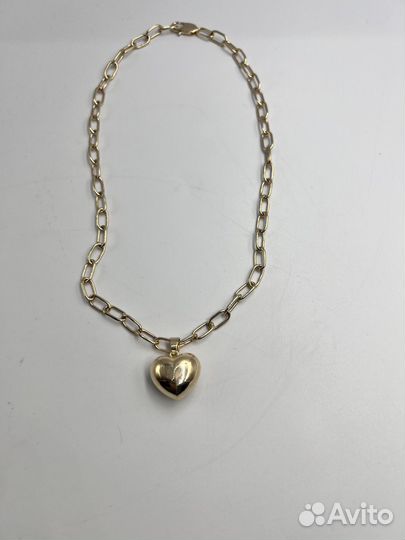 Золотая цепочка с кулоном