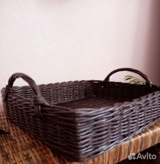 Плетеный поднос