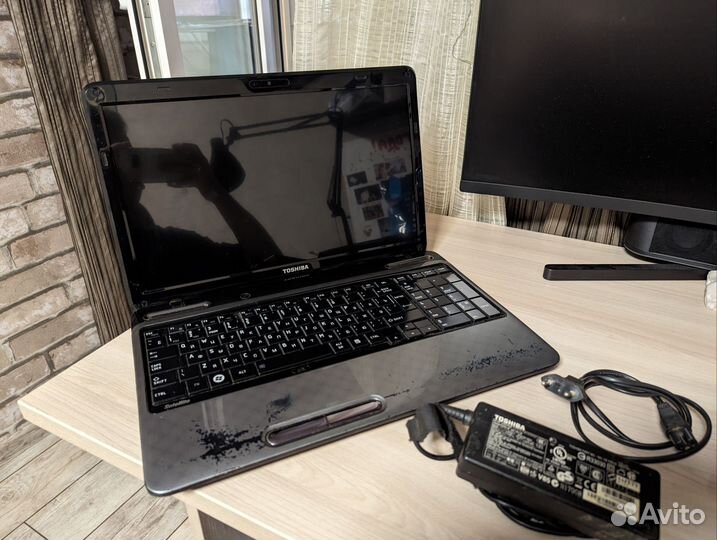 Ноутбук Toshiba 4-х ядерный для игр, учебы, работы