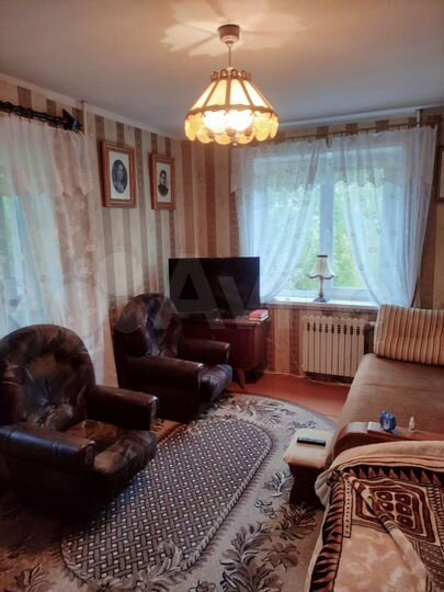 2-к. квартира, 54 м², 4/9 эт.