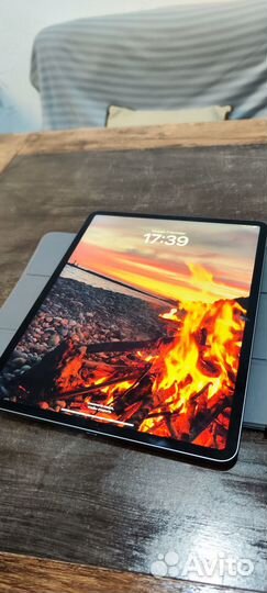 iPad Pro 12.9 3 поколение