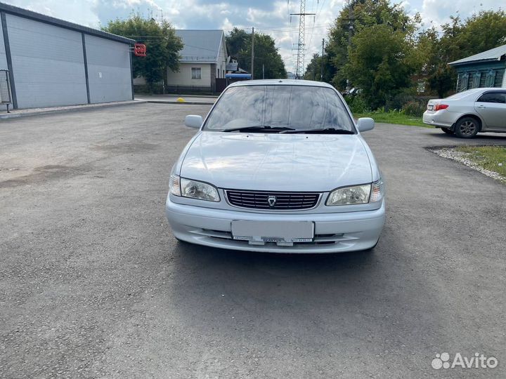 Toyota Corolla 1.5 AT, 1998, 250 000 км