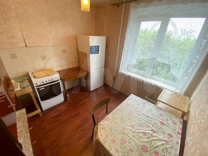 2-к. квартира, 54 м², 3/5 эт.