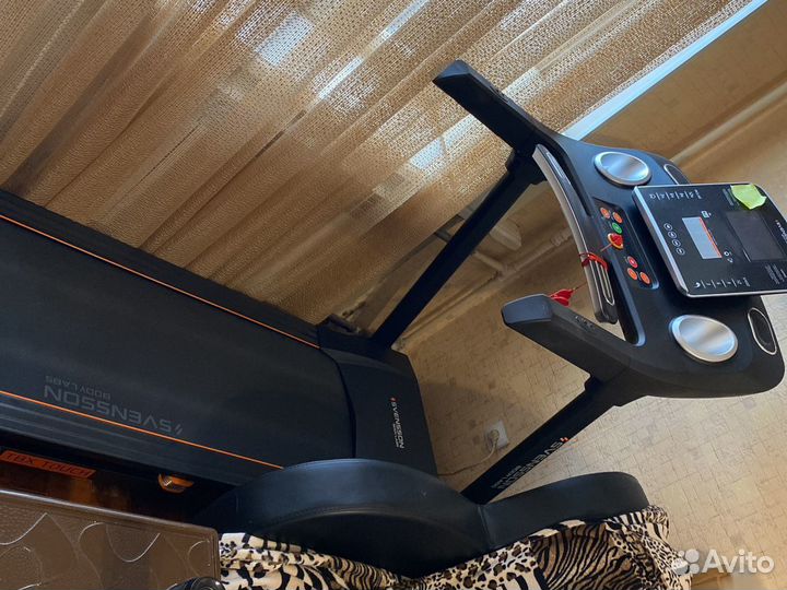 Беговая дорожка электрическая бу Svenson